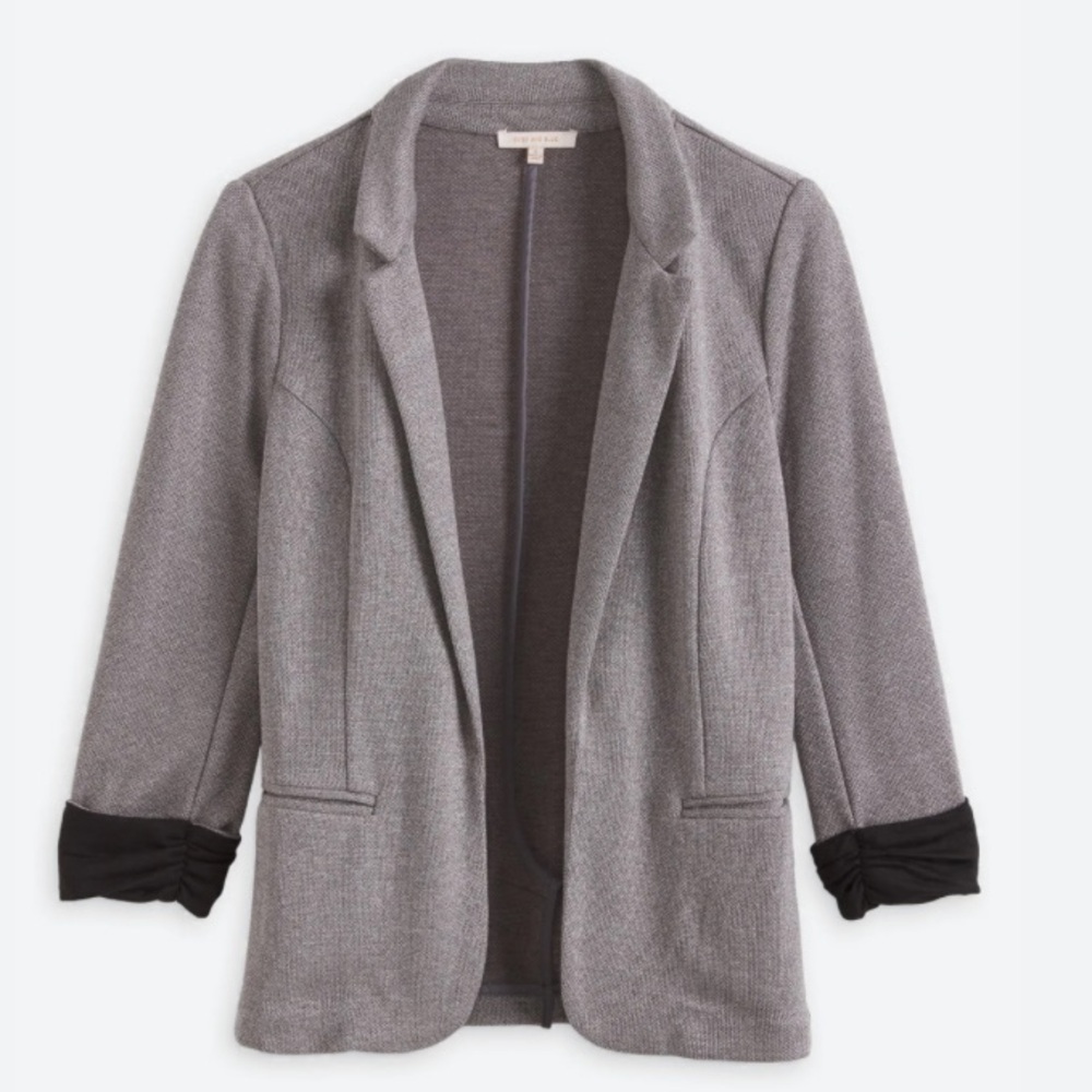 Small skies are blue knit blazer